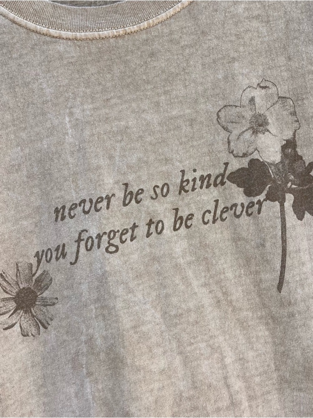 Taylor Swift "Never Be So Kind" XL T Shirt Evermore Album Collection Rare - Picture 2 of 6